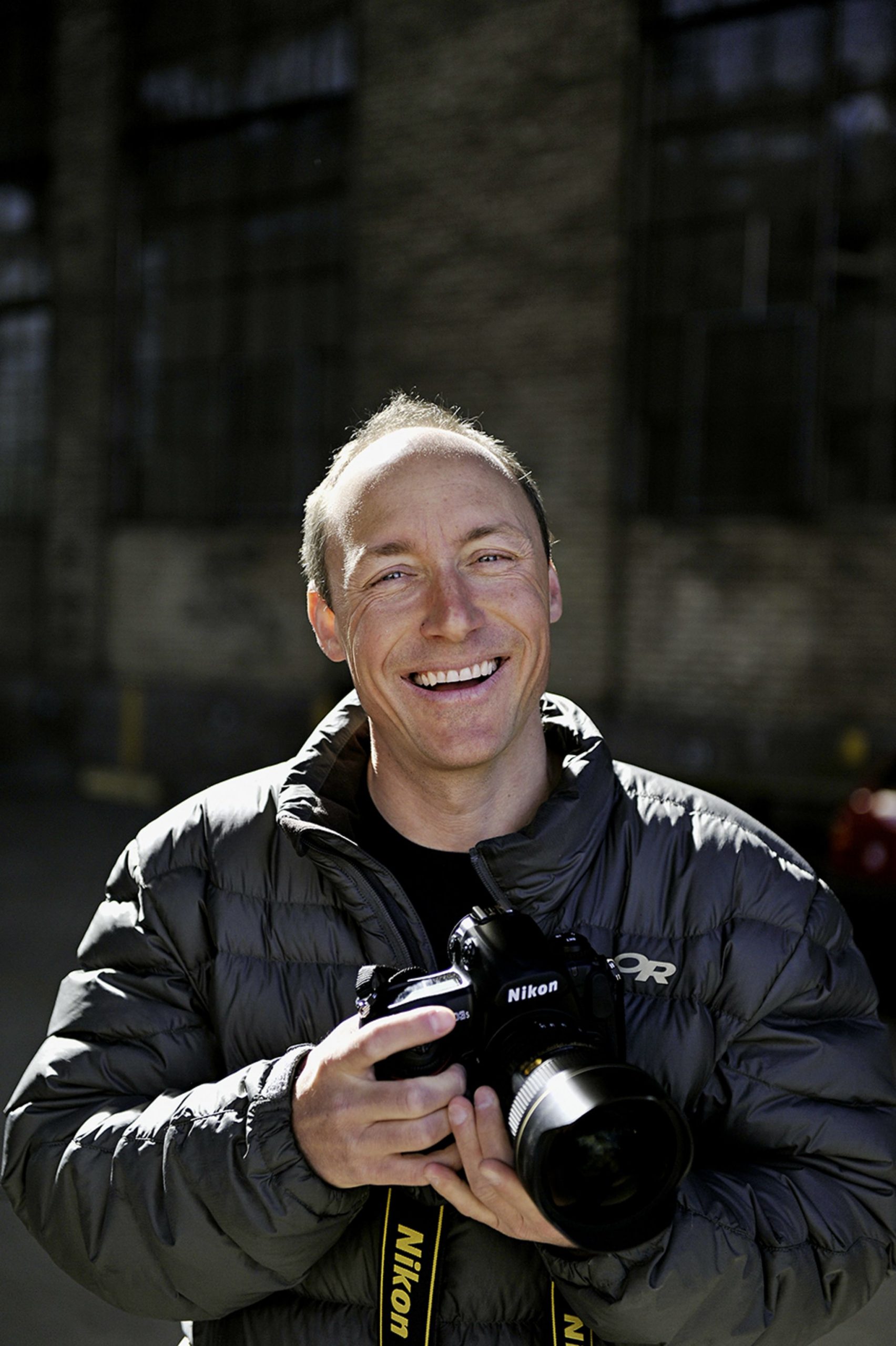 Manuel Bauer
Manuel Bauer is an award-winning Swiss photographer, author, and lecturer. He has been documenting the 14th Dalai Lama's life since 1990.