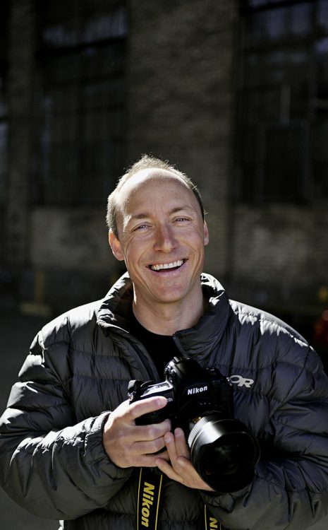 Manuel Bauer
Manuel Bauer is an award-winning Swiss photographer, author, and lecturer. He has been documenting the 14th Dalai Lama's life since 1990.
